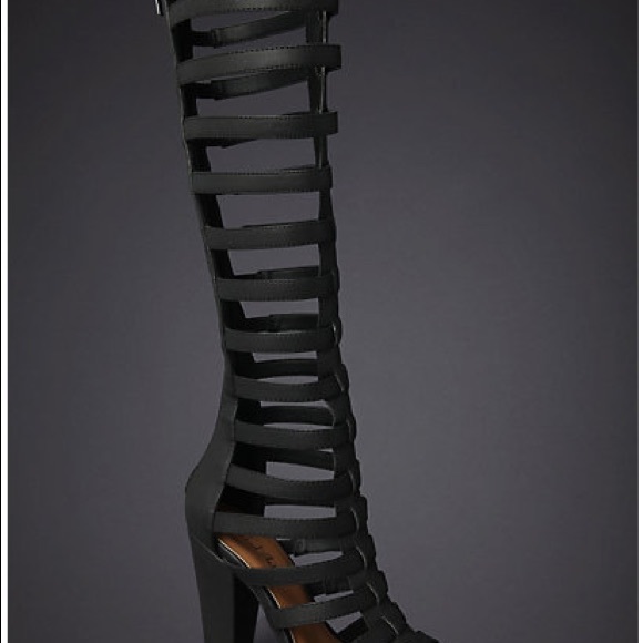 Michael Antonio Gladiator Heels - Picture 7 of 8
